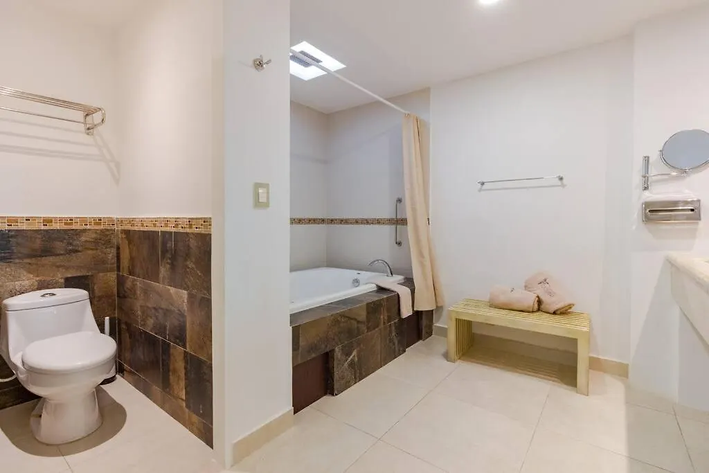 Encantadora Suite Super Amplia En Colibri Pdc Playa del Carmen Apartment
